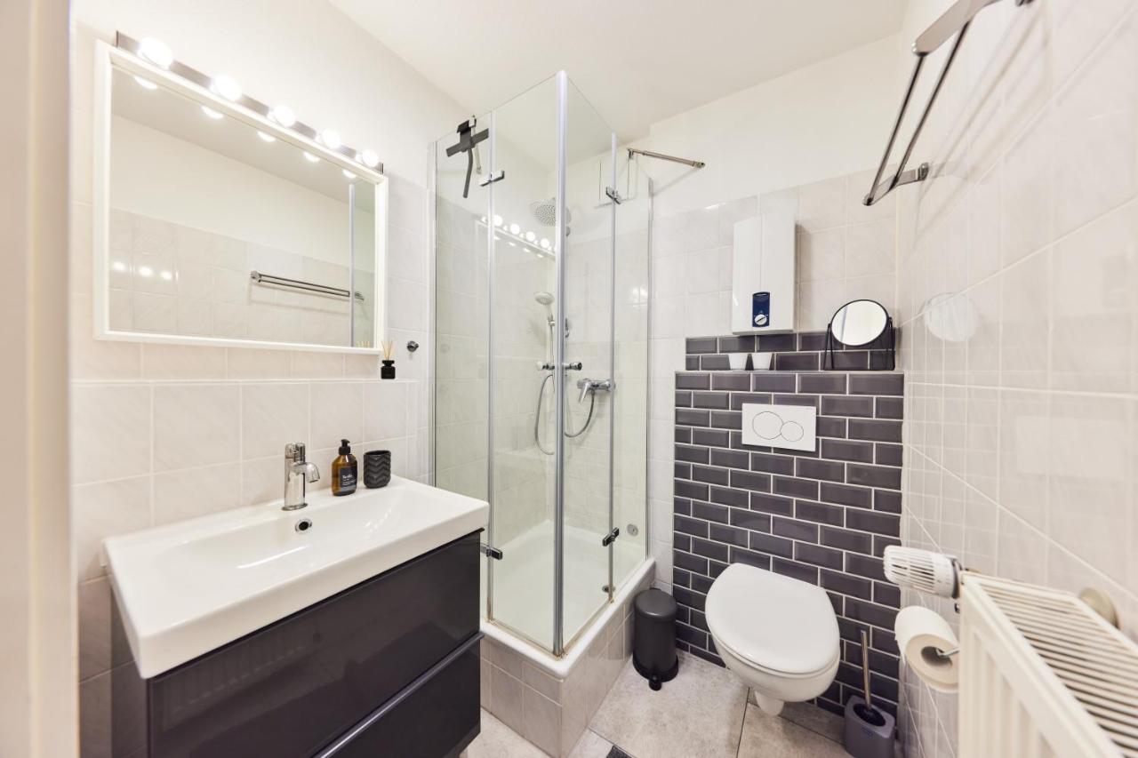 Kvartier2 In Top-Lage, 5 Min Zur Bali-Therme Und Gop, Hdz, Arbeitsplatz, Boxspringbett Bad Oeynhausen Esterno foto